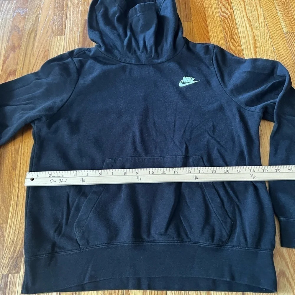 Nike Hoodie - Picture 2 of 6